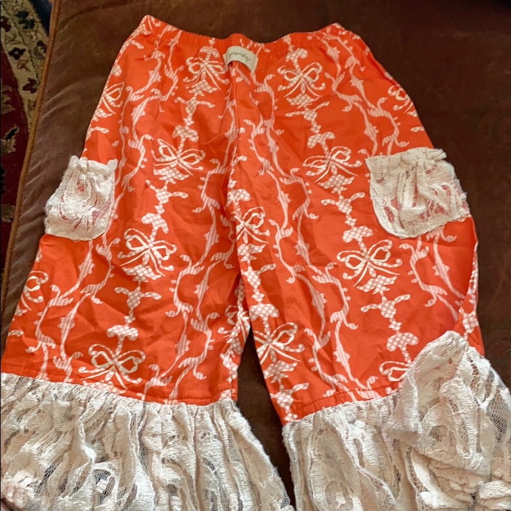 Persnickety cotton and lace Ruffled Belle Capri